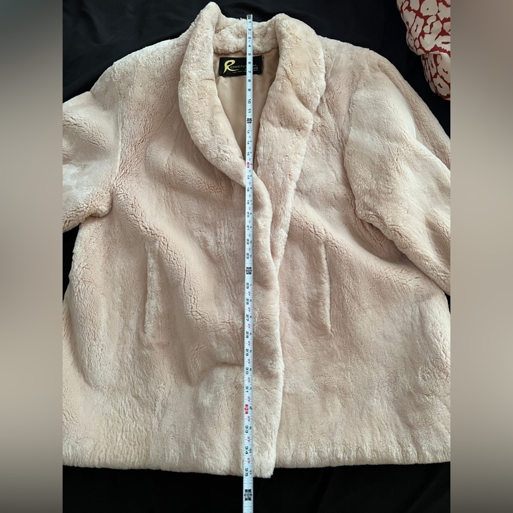 Vintage Fur Coat - Picture 7 of 8